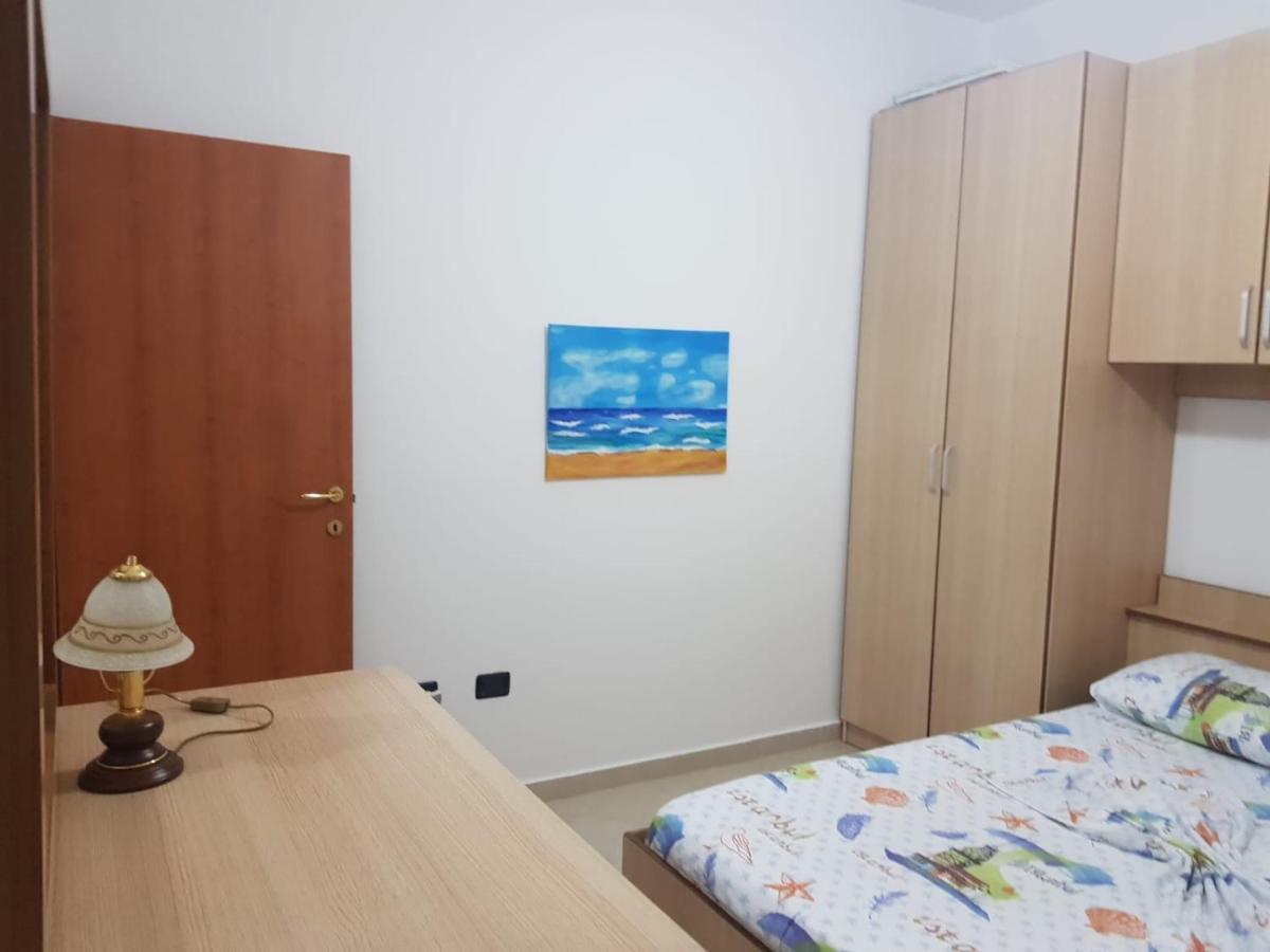 Dom wakacyjny Lalzi Bay, Lura 1 Ground Floor Apartament Durrës